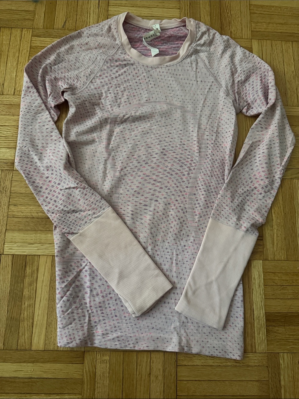 lululemon athletica Pink Mist Long Sleeve Swiftly Tech Top size 4
